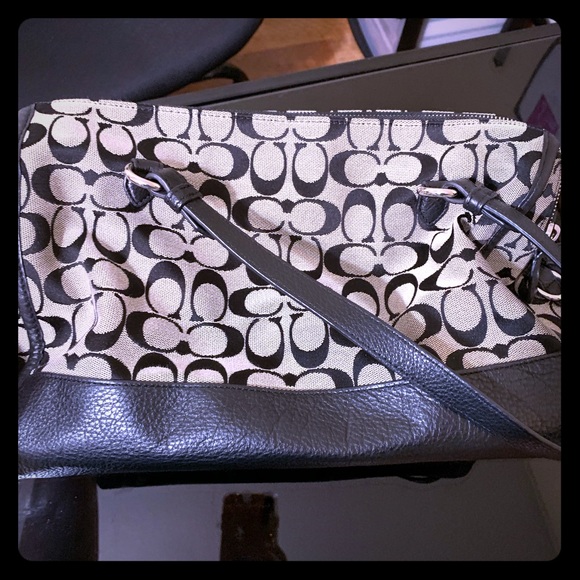 Authentic Coach purse - Picture 1 of 7